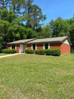 featured image of 1856 Honeysuckle Dr