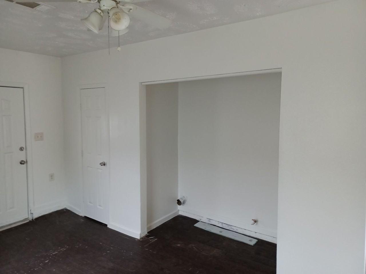 7314 Howton St - Photo 2 of 12