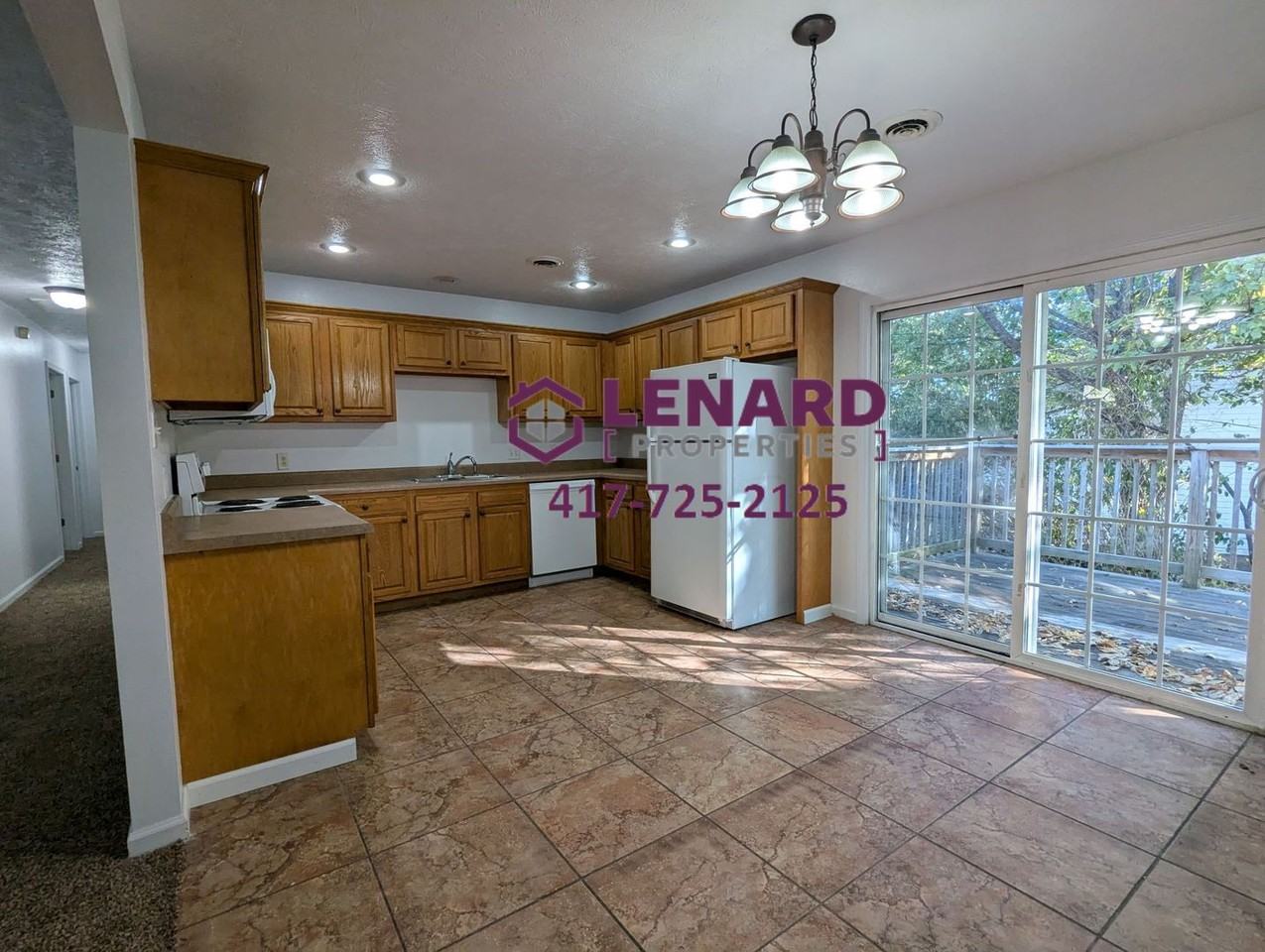 406 East Division Street - Photo 6 of 17