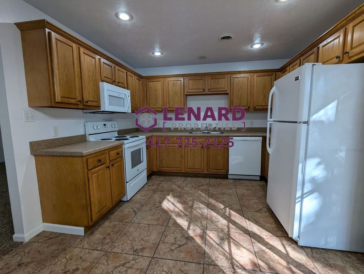 406 East Division Street - Photo 7 of 17