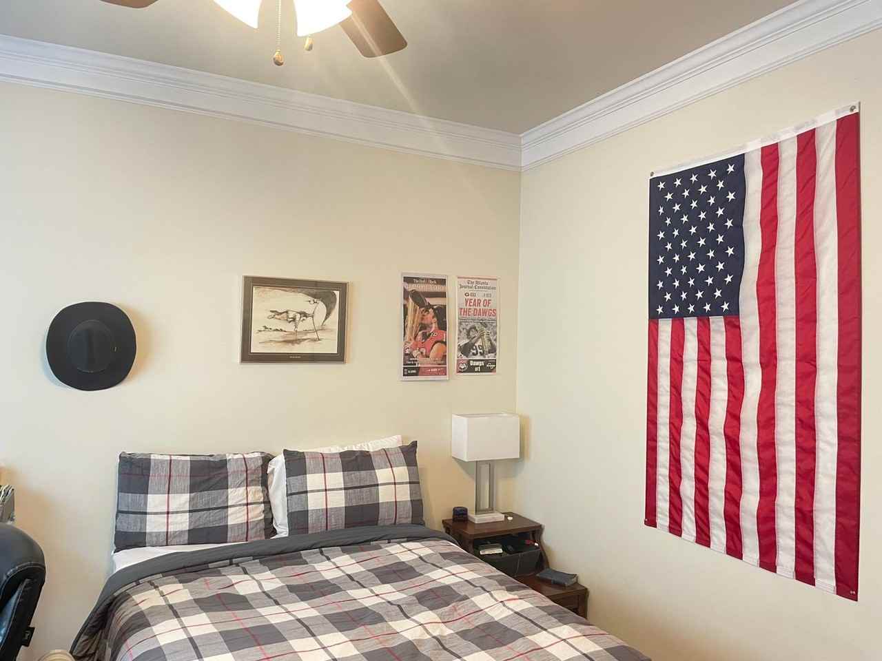 422 First St - Photo 5 of 18