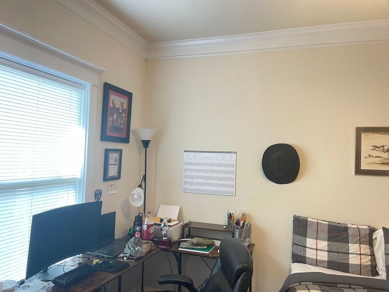 422 First St - Photo 4 of 18