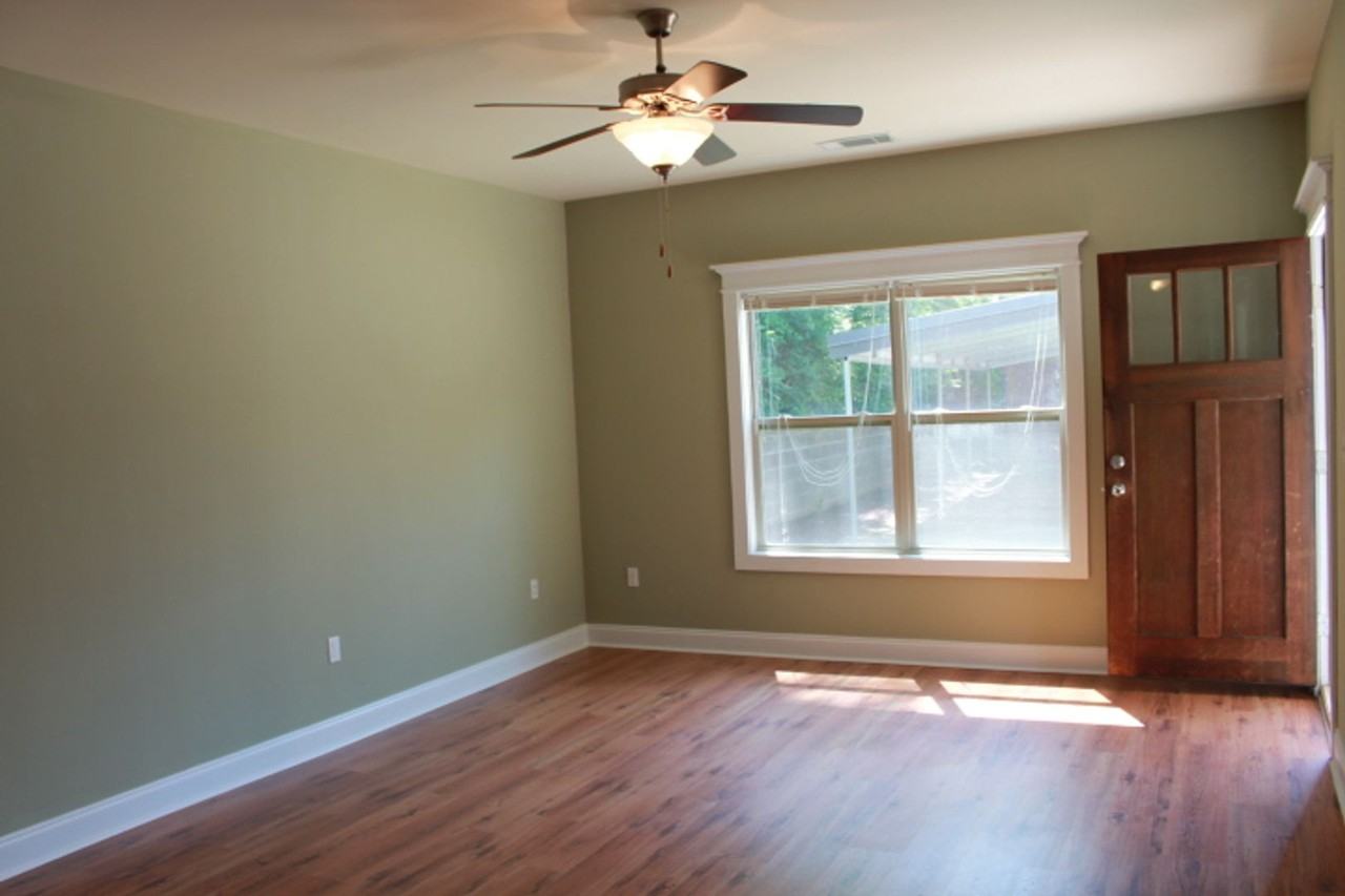 151 Ruth St - Photo 7 of 11