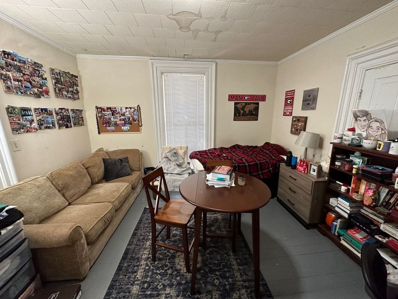 324 Carr St - Photo 4 of 18