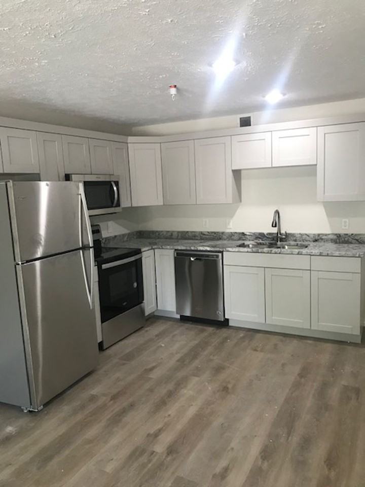 3245 Falls Pkwy #204 - Photo 2 of 13