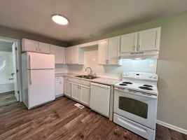 featured image of 1415 Dutch Valley Dr