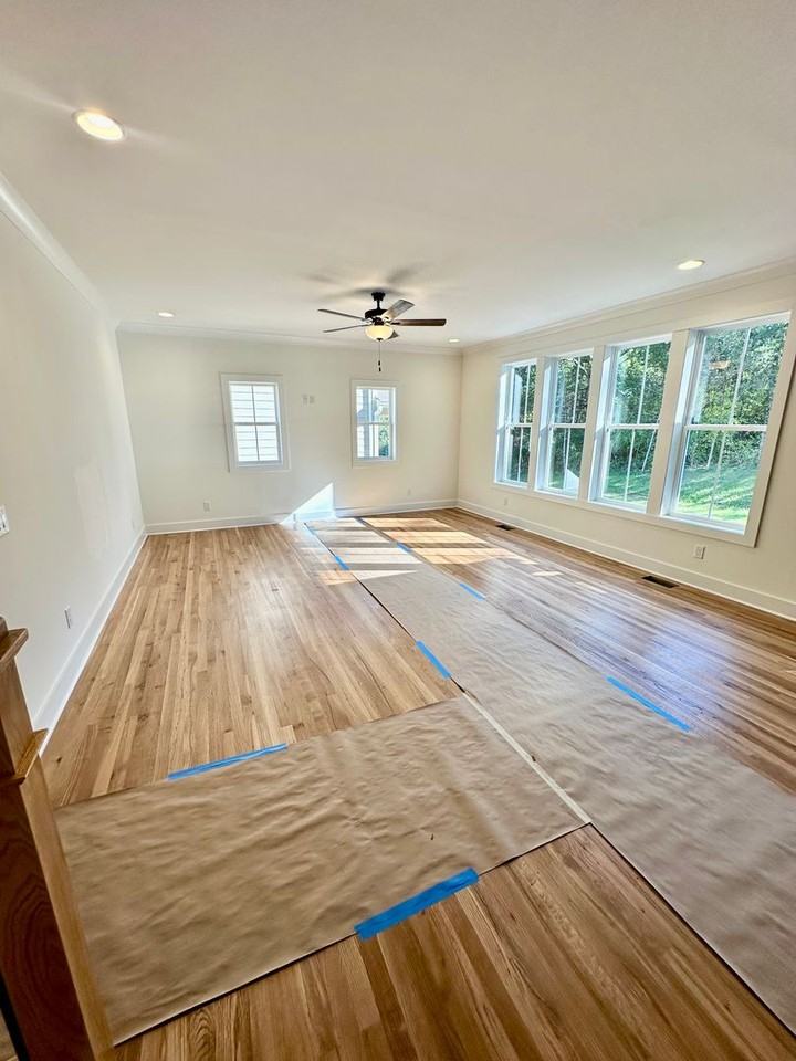 6785 Sunnywood Dr - Photo 5 of 13