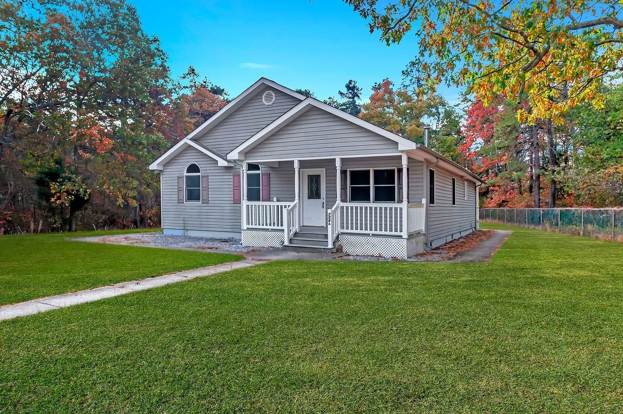 756 Lakehurst Road - Photo 2 of 16