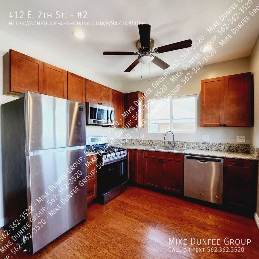 412 E 7th St #2 - Photo 2 of 29