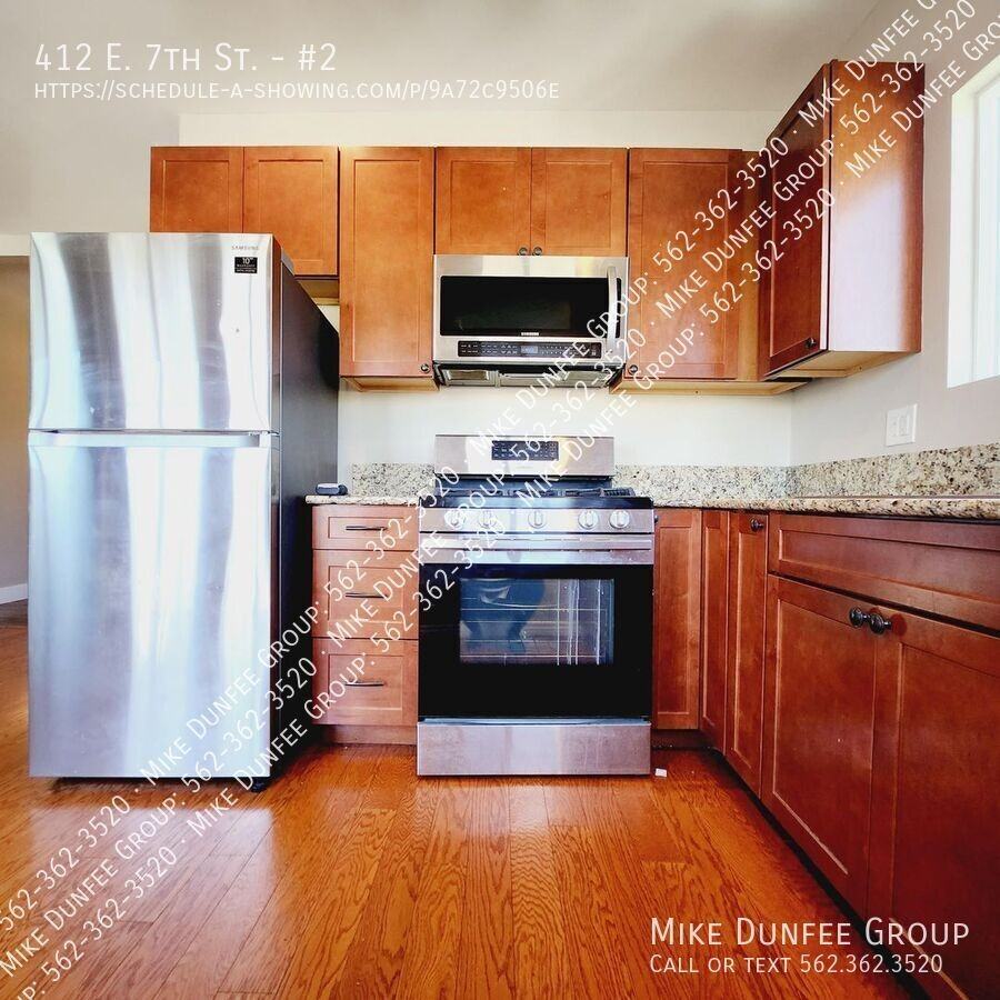 412 E 7th St #2 - Photo 3 of 29