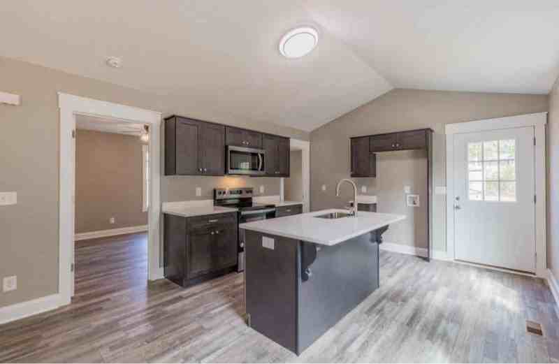 627 Fondel Ln - Photo 6 of 10