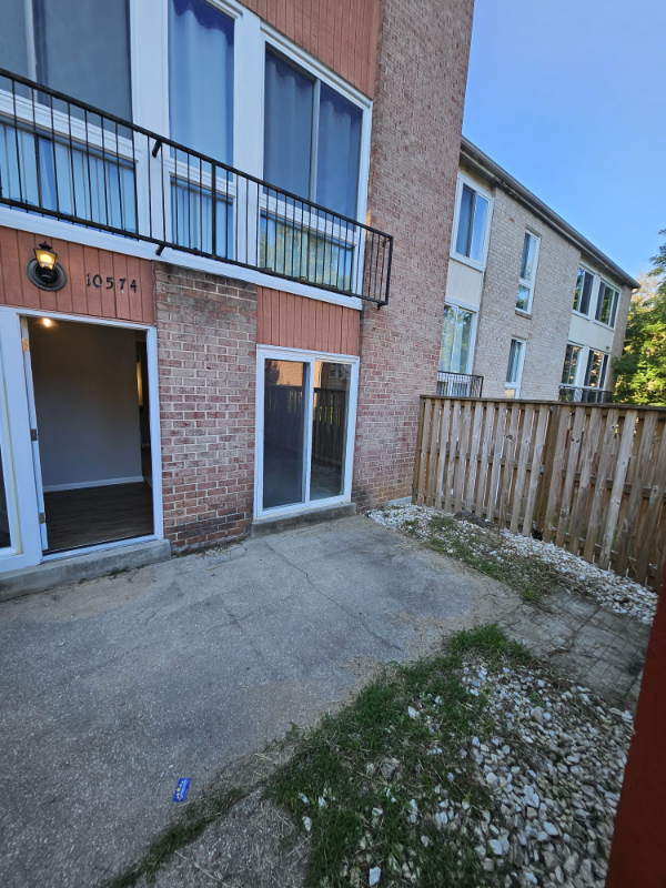 10574 Faulkner Ridge Cir - Photo 3 of 18