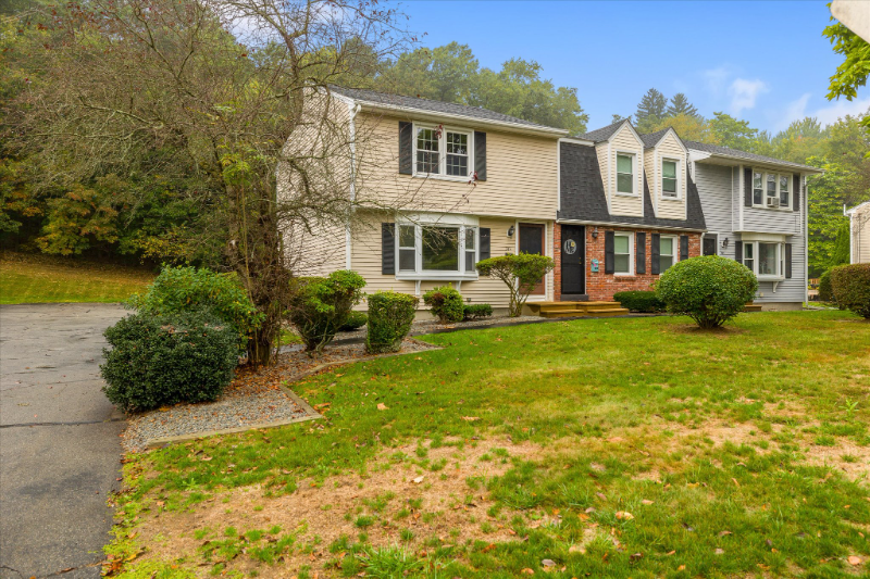 34 Boyce St #A - Photo 2 of 20