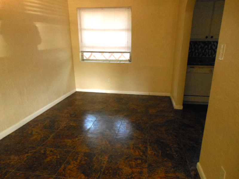 263 44th St N - Photo 2 of 9