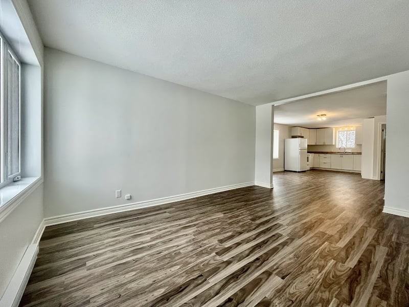 621 Station Rd - Photo 2 of 13