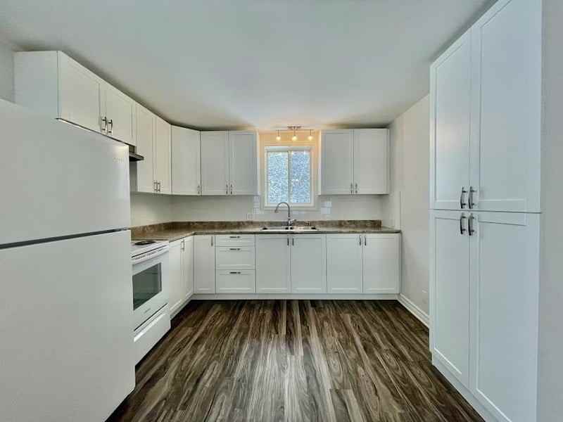 621 Station Rd - Photo 3 of 13