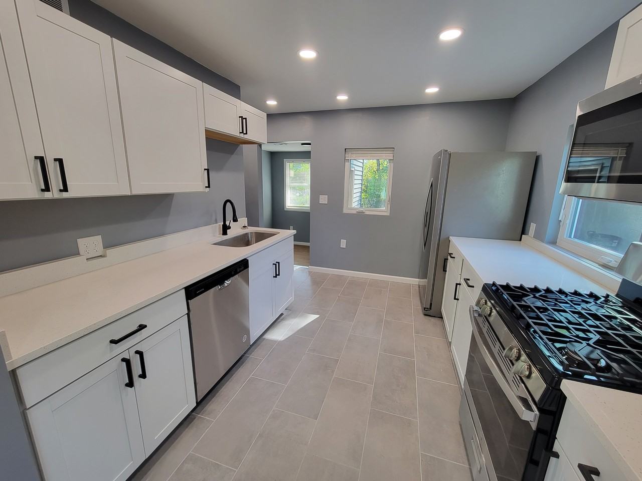 2418 Linden Dr #NA - Photo 2 of 13