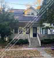 featured image of 540 Walnut St #1