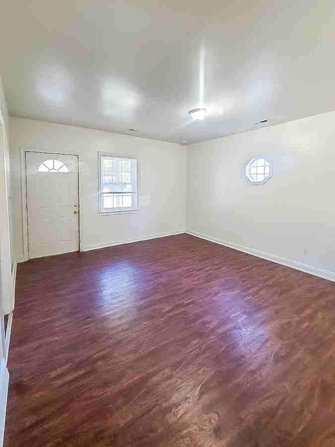 144 Spring St #NA - Photo 6 of 24