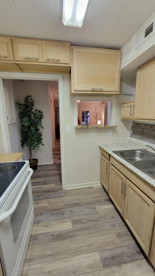 80 Mcintosh Ln #B - Photo 6 of 13