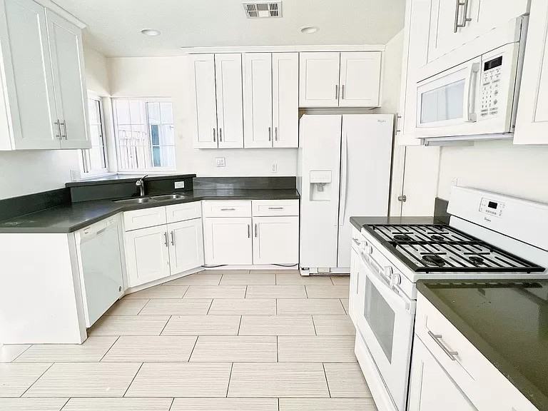 N 3rd St & E Thomas Rd #340 - Photo 7 of 28