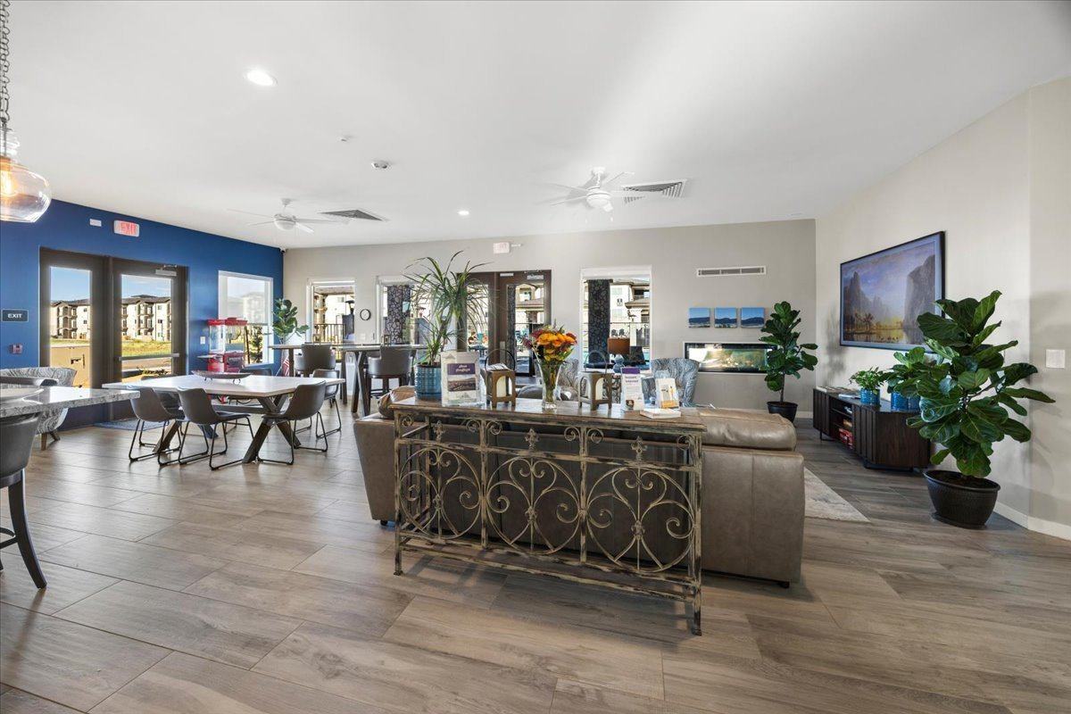 Granite Mountain - Photo 4 of 50