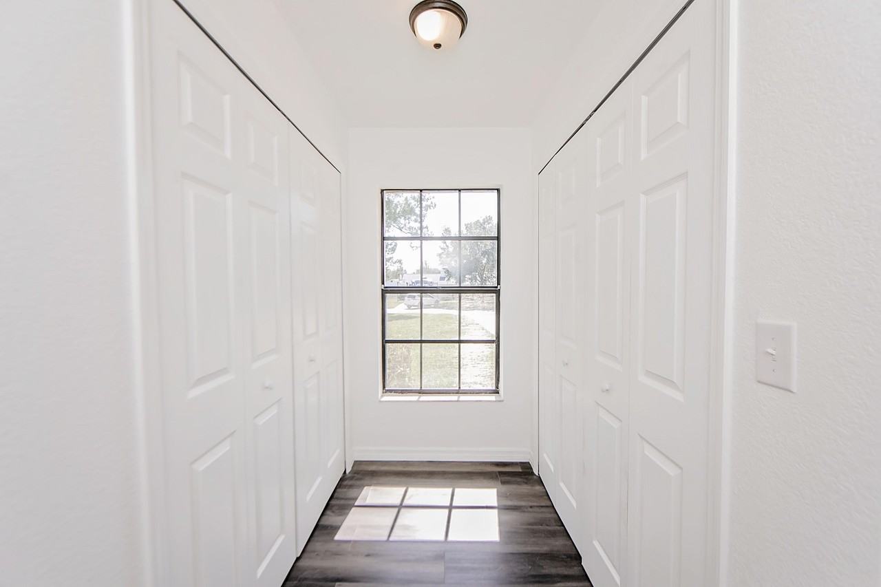 Northeast 6th Street - Photo 5 of 8