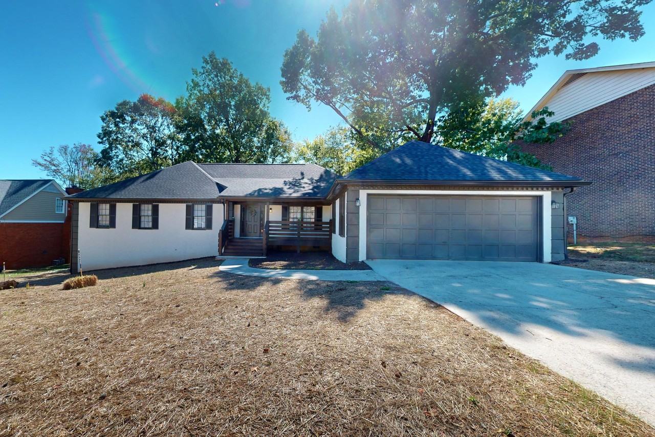 Southern Pines Ct - Photo 6 of 22