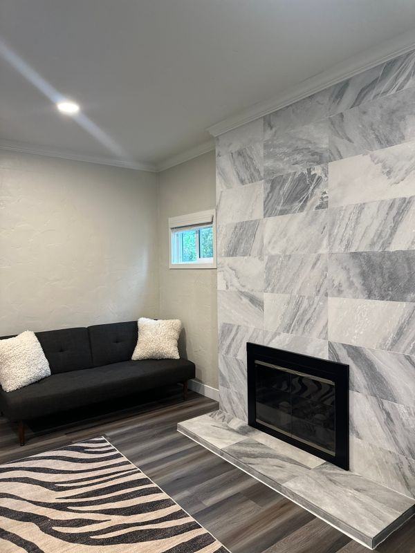 915 W Micheltorena St - Photo 3 of 20