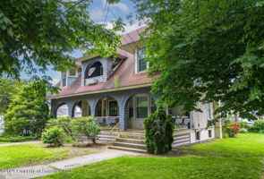 featured image of 43 Pierce St #1