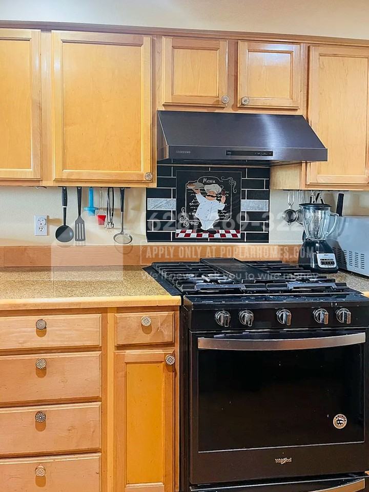 2312 W Boston St #301 - Photo 2 of 23