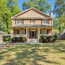 1546 Eastland Rd Se - Photo 1 of 1