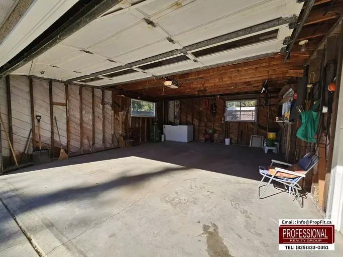 7712 143a St Nw - Photo 3 of 20