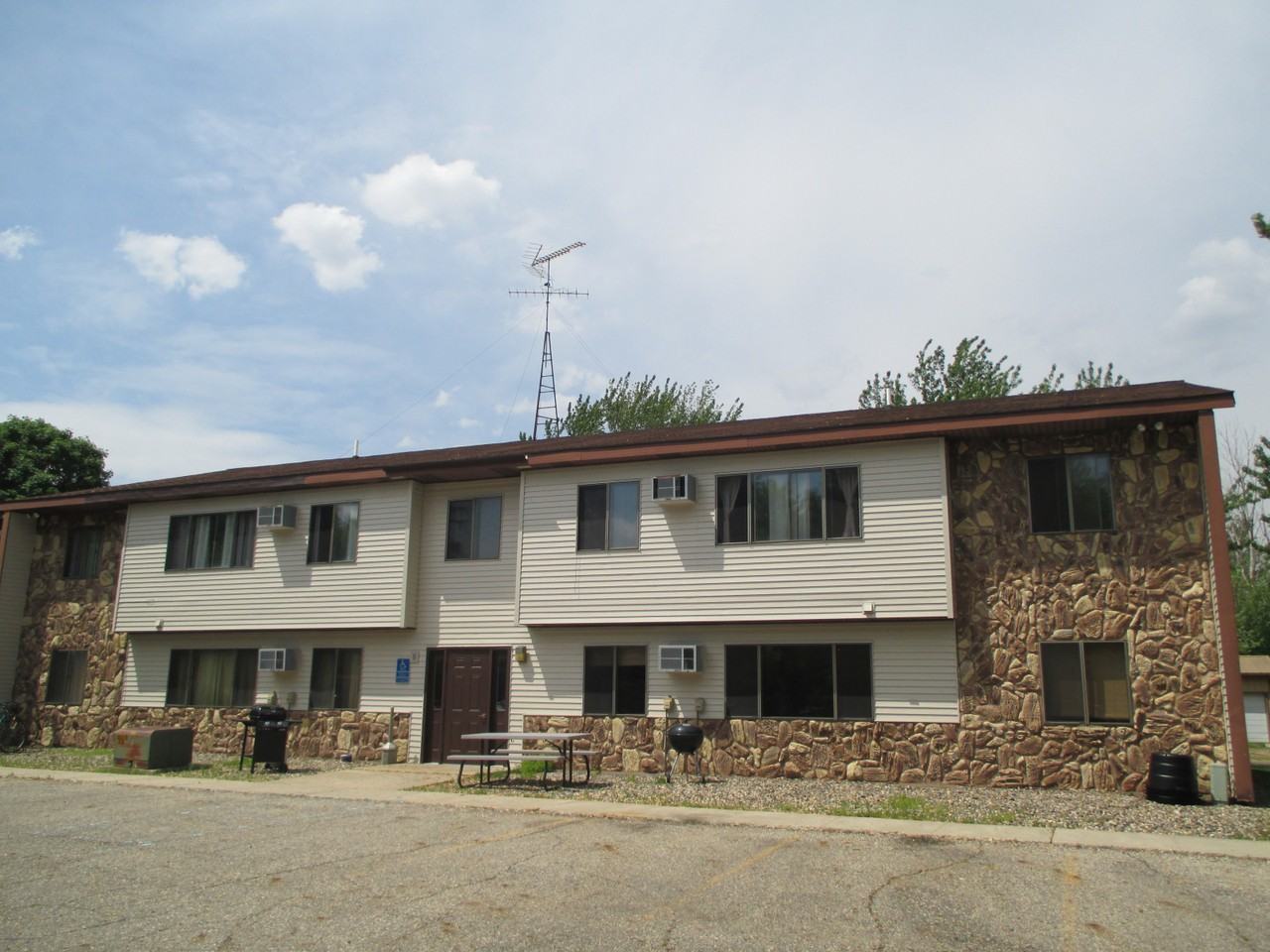 Freedom Lane - Photo 2 of 13