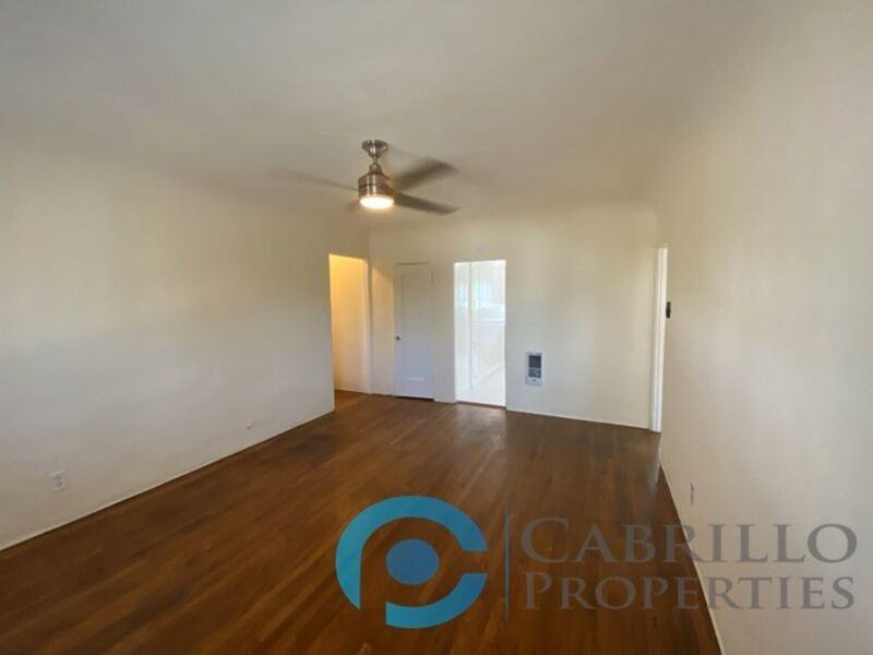 3005 1/2 30th St - Photo 7 of 15