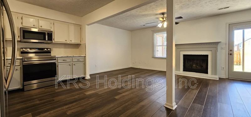 65 Dawn Ln - Photo 5 of 22