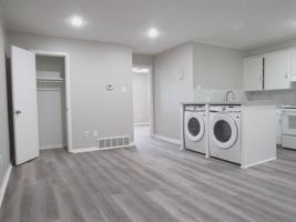 featured image of 2401 45th St
