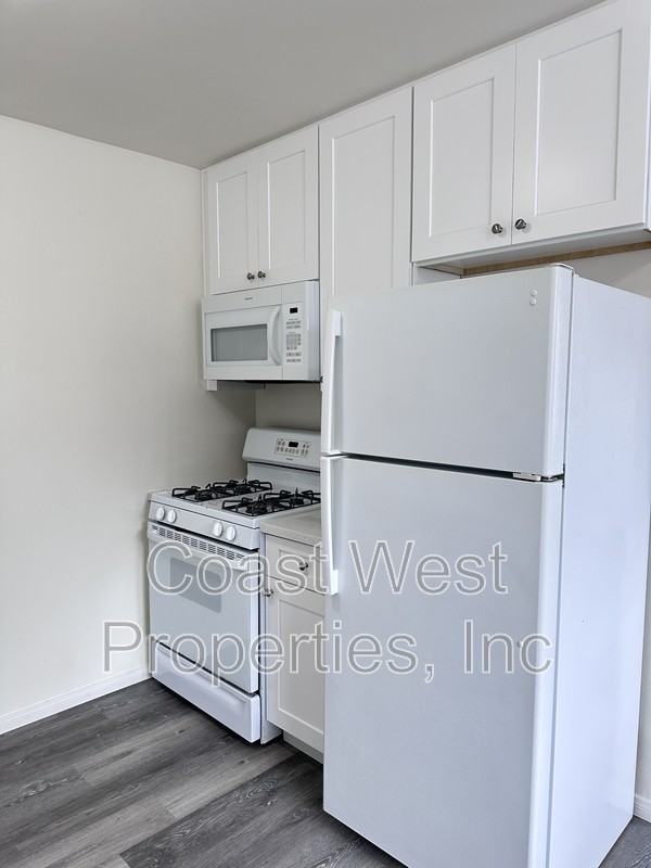 1620 Reed Ave - Photo 6 of 21