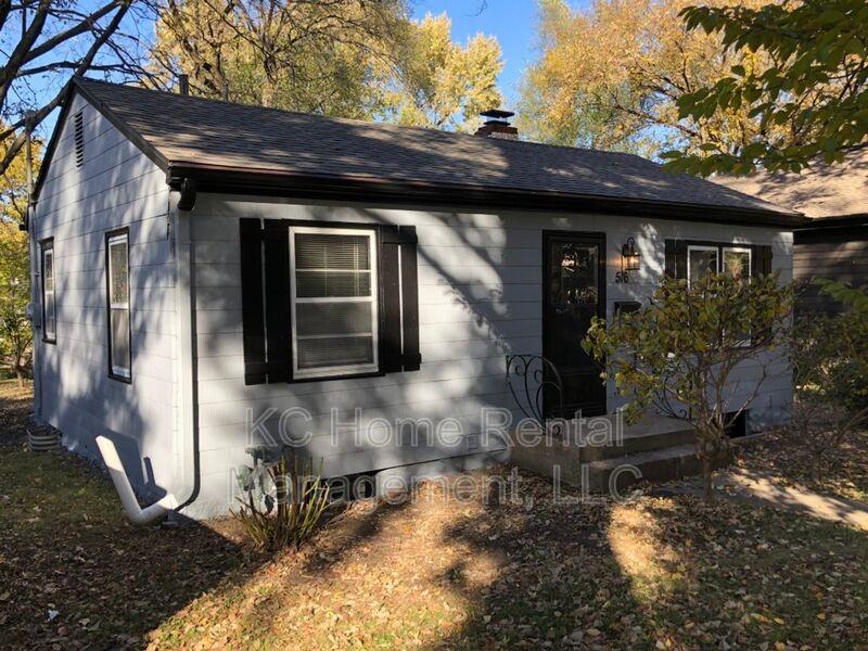 516 E 70th Ter - Photo 3 of 30