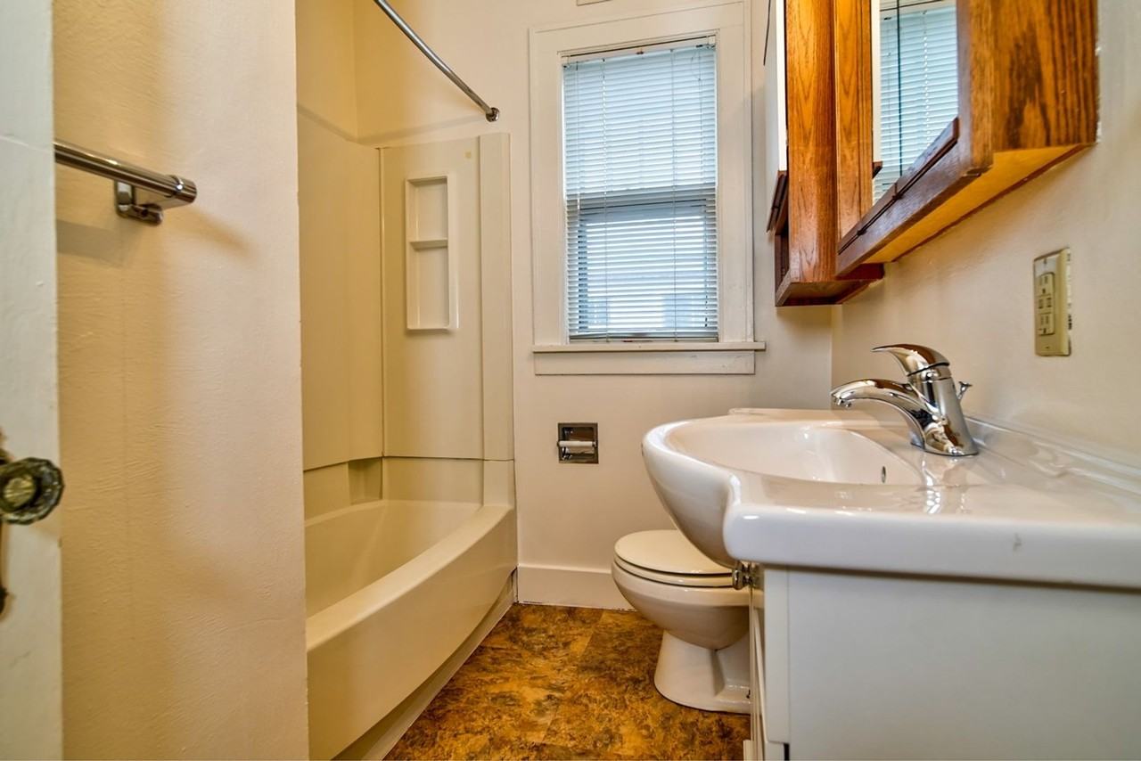 212-214 - Photo 2 of 16