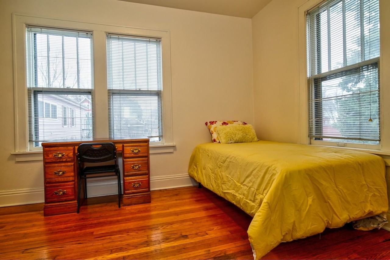 212-214 - Photo 4 of 16