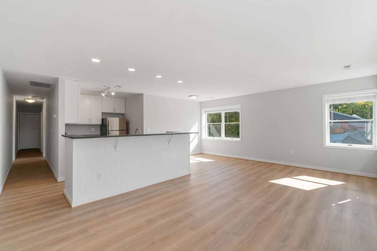 Annapolis100 - Photo 2 of 22