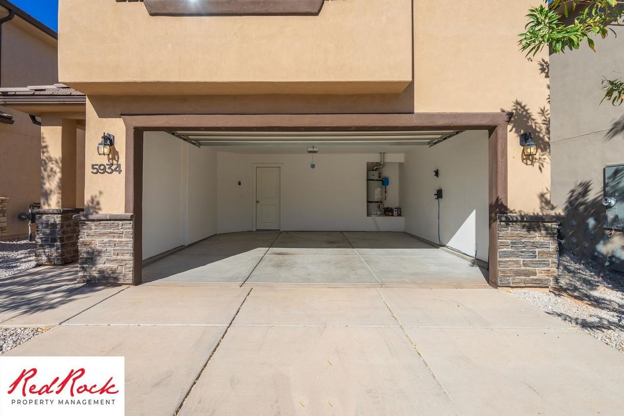 5934 Belair Street - Photo 7 of 43