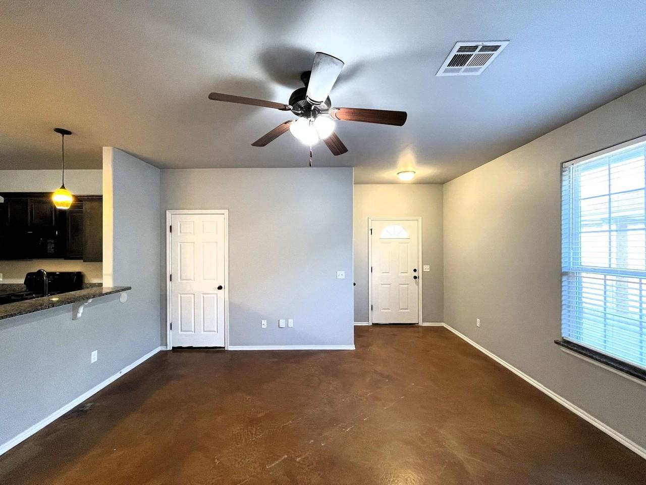 Cypress LN Duplex - Photo 3 of 24