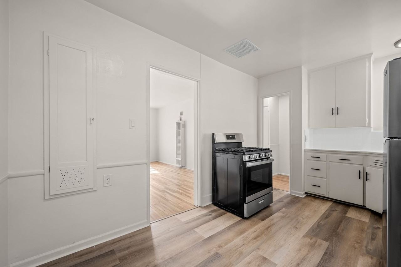 4112 Palmwood Dr #6 - Photo 6 of 13