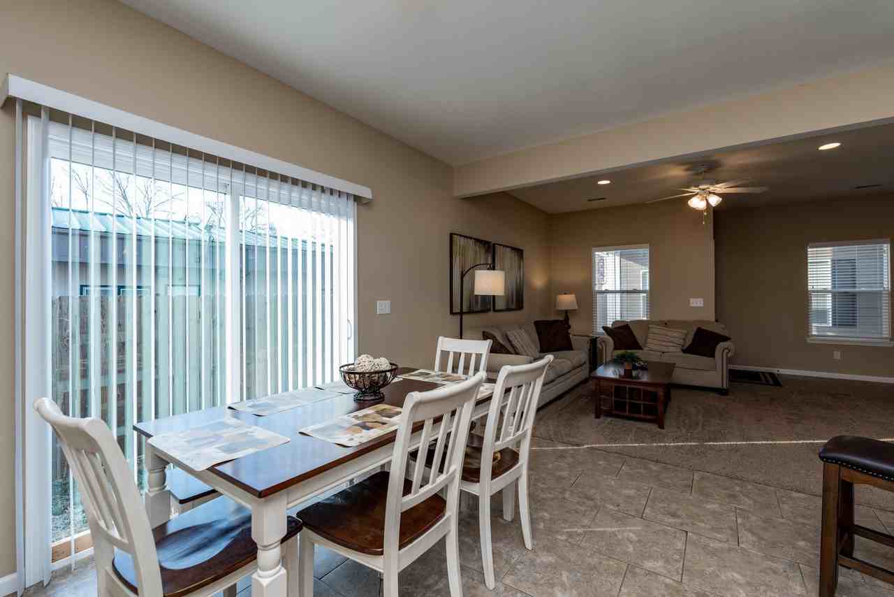 605 N William St - Photo 2 of 11