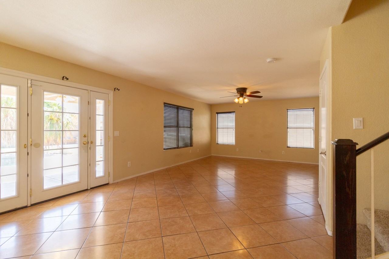 6423 W Escuda Rd - Photo 5 of 26