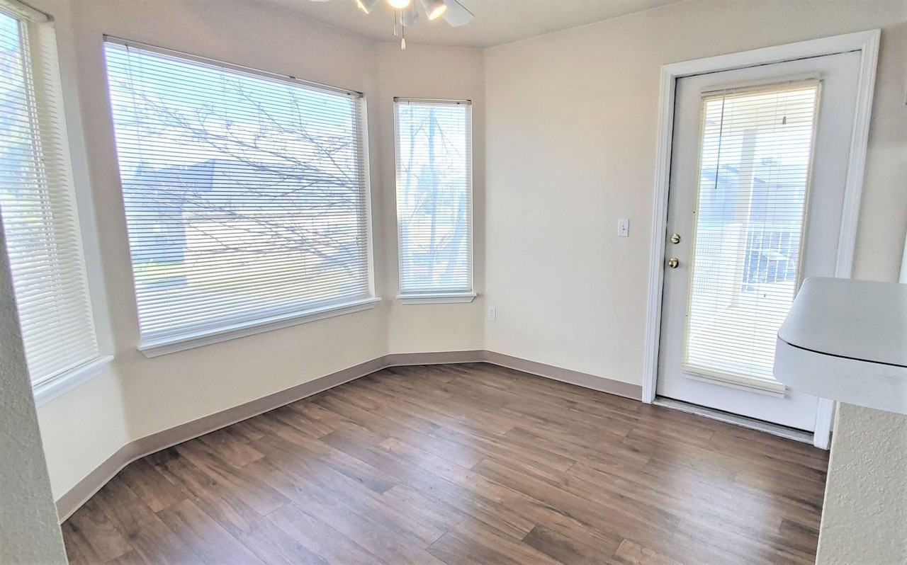 Beautiful Property with lots to offer including a pool! - Photo 4 of 18