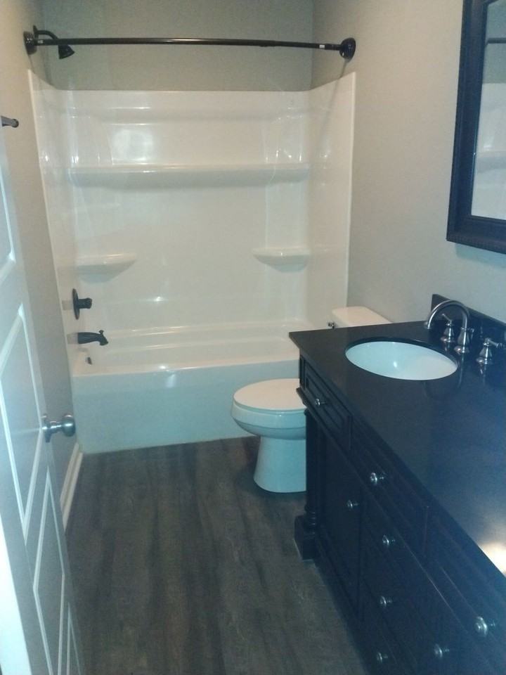 368 Dees St - Photo 5 of 8