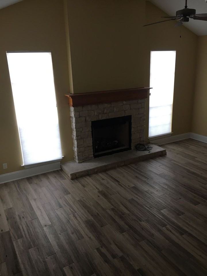 1412 Thurso Rd - Photo 4 of 22